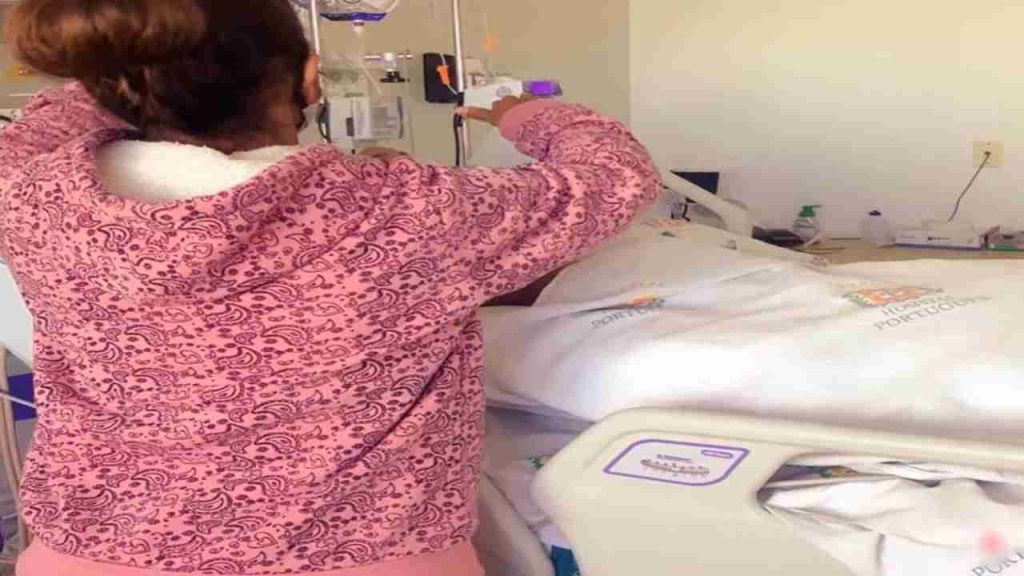 Uma Imagem de Amanda Wanessa no hospital comove internautas Amanda Wanessa está internada no Hospital Real Português há 1 ano e meio, após sofrer um grave acidente de carro.