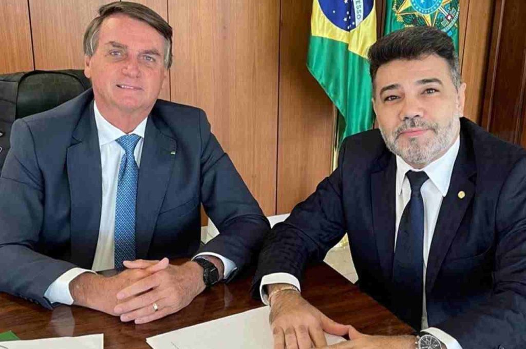 Pr.Marcos Fe liciano  pode disputar ao Senado em São Paulo ele tem extrema confiança do presidente da República, e com o apoio da bancada evangélica, tem chances reais de ser eleito.